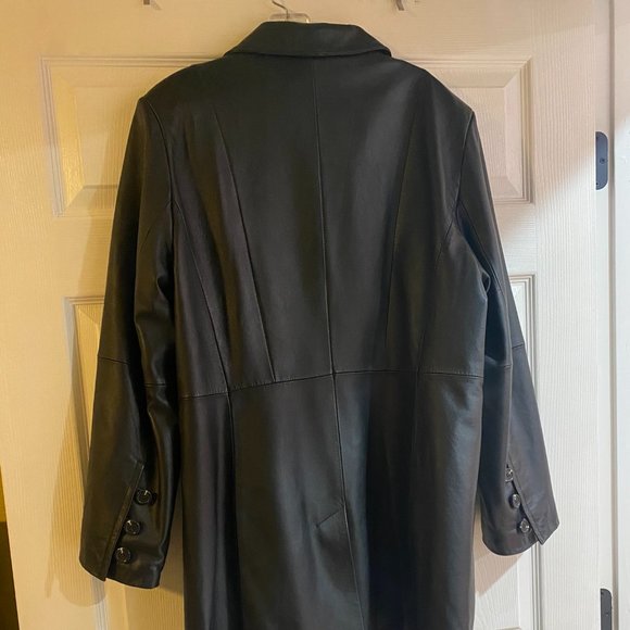 Real Black Leather Coat - Picture 2 of 10